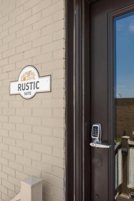 The Rustic Suite - Main Street Lodge In Berlin Extérieur photo